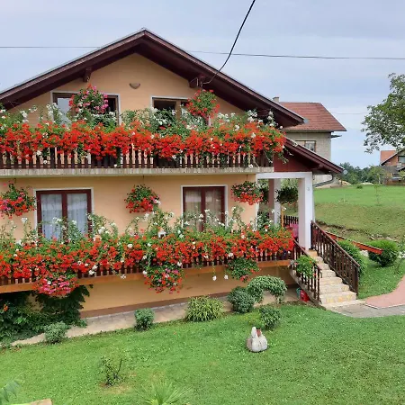 Apartman Morana Slunj Buitenkant foto
